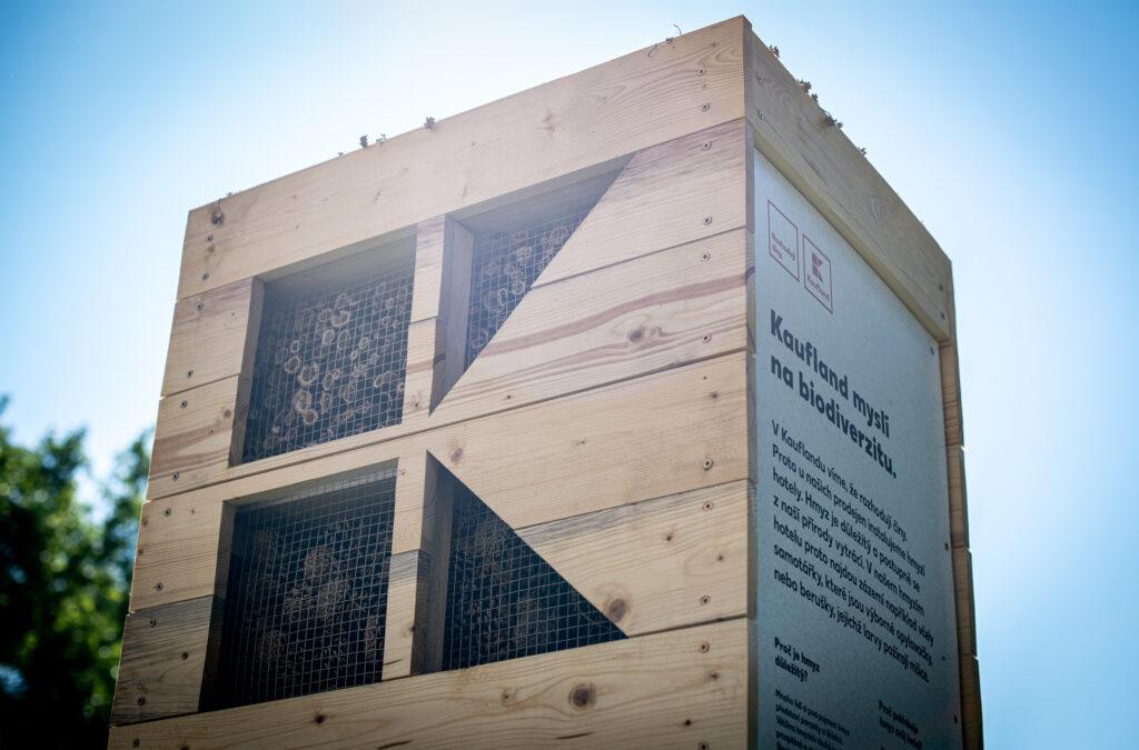 Hmyzí hotel Kaufland