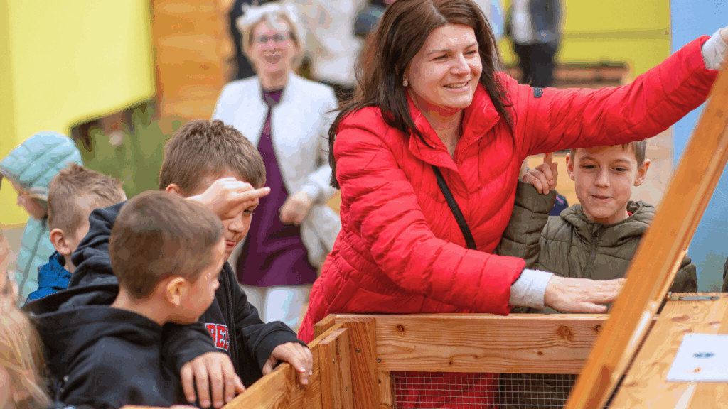 uzavřený cyklus jídla do škol